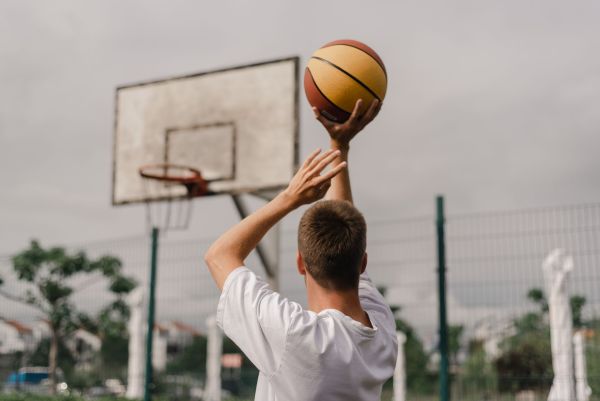 La relation entre le free-throw et le pourcentage de victoires